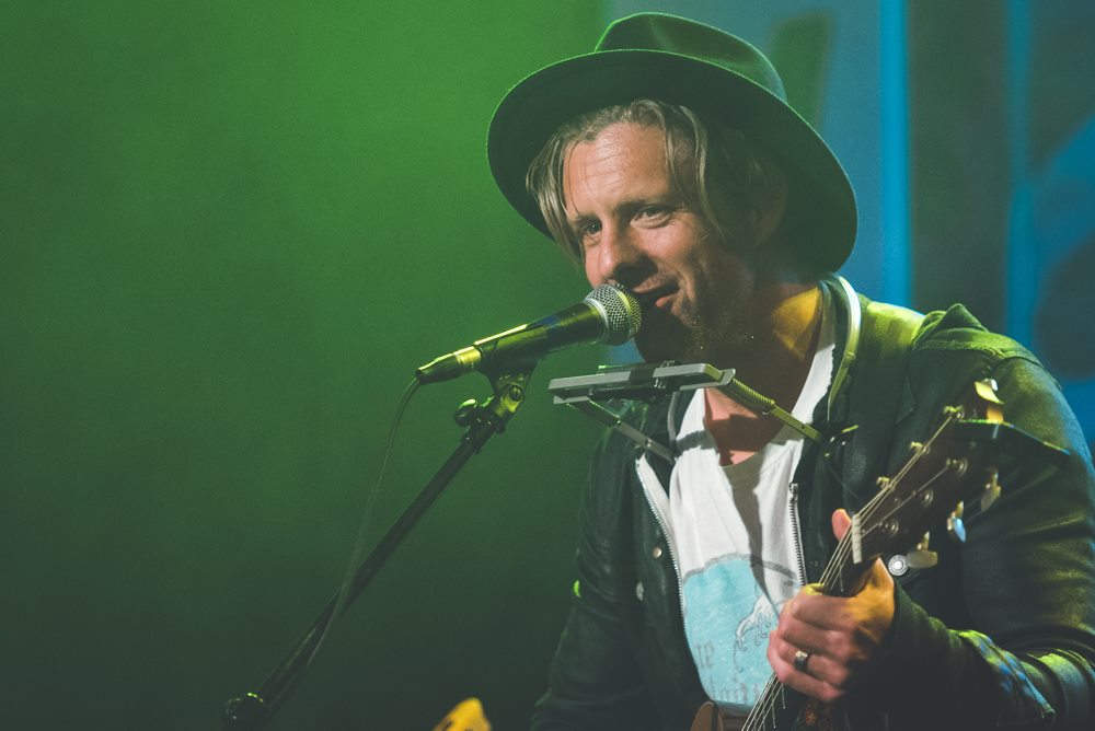 Jon Foreman of Switchfoot. Melodic Caring Project RAISE A RECORD 2017 Gala. #Concerts4HospitalizedKids
